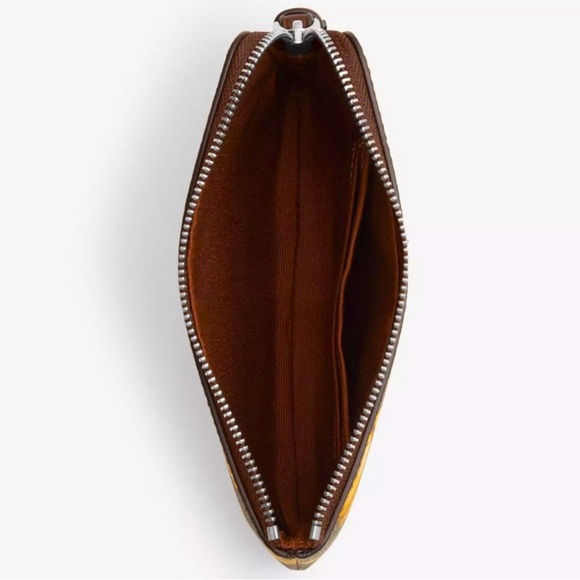 Coach Wristlet Banana - Picture 4 of 8